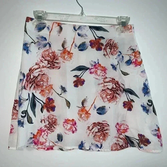 Forever 21 Floral Mini Skater Skirt - Picture 1 of 6